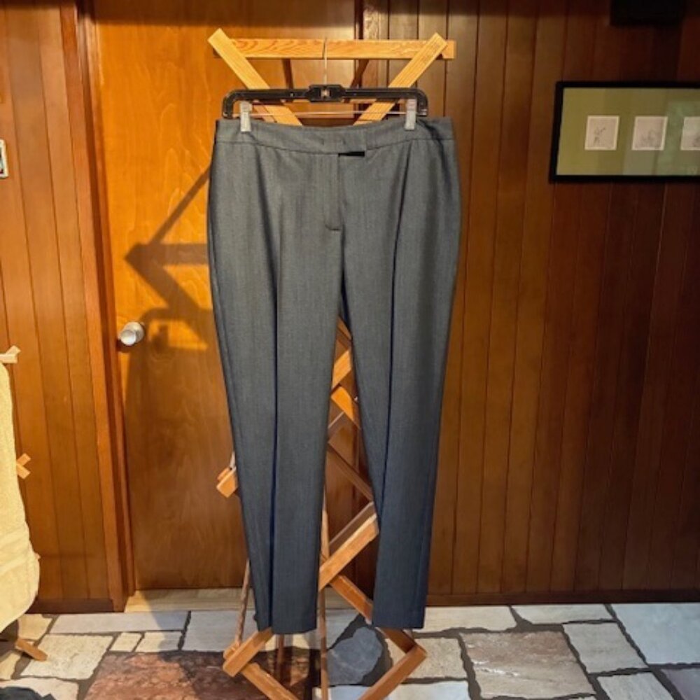 Anne Klein Steel Gray Ankle Pants, Size 8